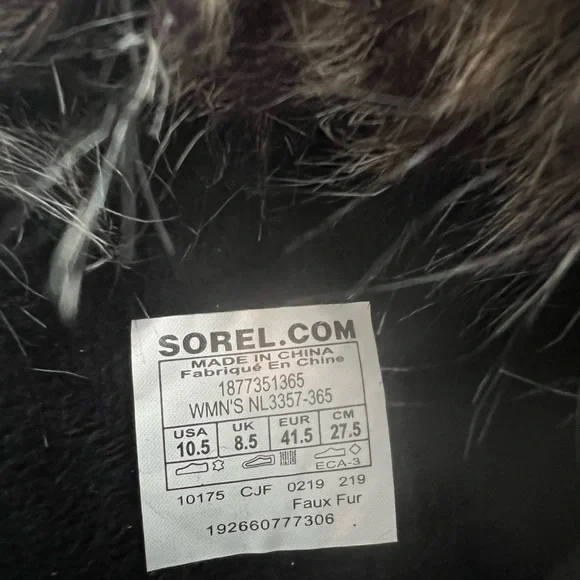 Sorel joan of arc wedge boots. Size 10.5 (I wear a size 10 and sized up). - Picture 7 of 8